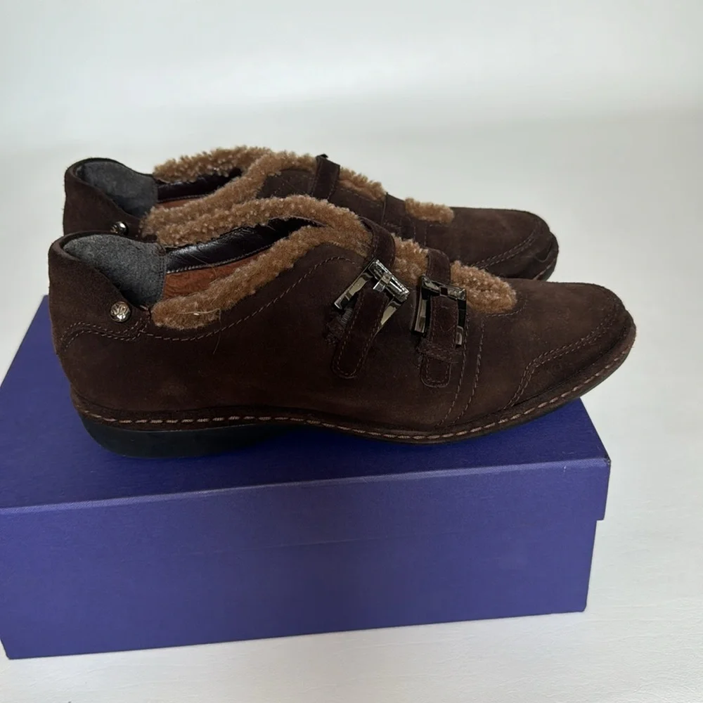Stuart Weitzman Shoes 7.5 M Sherpa Trimmed Slip On  Brown Suede buckles - Picture 4 of 8